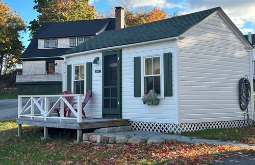 Salsbury Cove Cottage | Oceanfront Cottage at Acadia National Park, Bar Harbor/Blue Heron Cottage