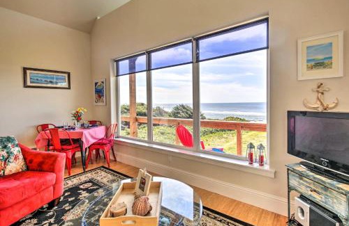 Yachats House | Oceanfront Cottage with Deck and Secluded Beach Access!