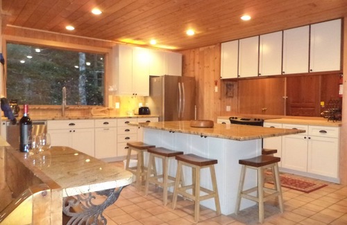 Swans Island House | Oceanfront Cove Adventure for up to 12. Gorgeous setting. 500’ of waterfront.