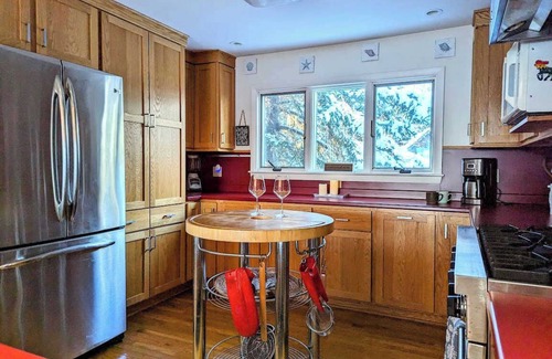 Prospect Harbor House | Oceanfront Crackling Cove Cottage, Family, fire pit, sleeps 6