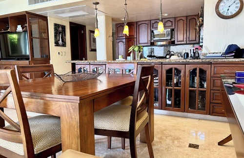 South Shore Hotel Area Condo | Oceanfront Deluxe Condo.Steps to Sandy Beach! Whale Watching