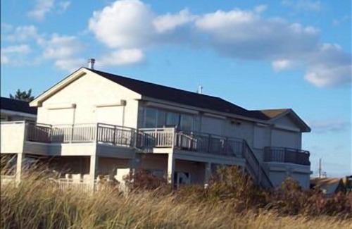 Barnegat Light Apartment | Oceanfront duplex with awesome ocean views!