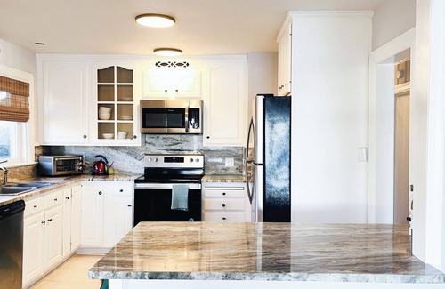 Willoughby Spit House | Oceanfront Escape Private Beach