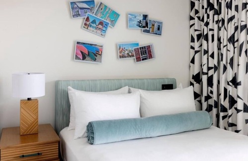South Yarmouth Hotel | Oceanfront Haven: 2 Queens, Beach Gateway, Red Jacket Resort, Yarmouth