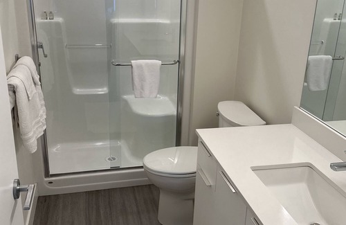 Campbell River Apartment | Oceanfront Holiday Rental