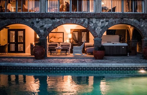 Sabadeco Villa | Oceanfront Home 45A
