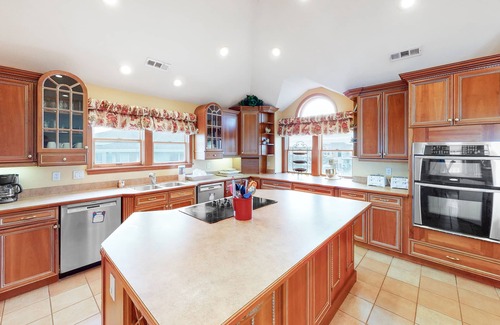 Ocean Hill House | Oceanfront home w/heated pool, hot tub, elevator & rec room w/pool table
