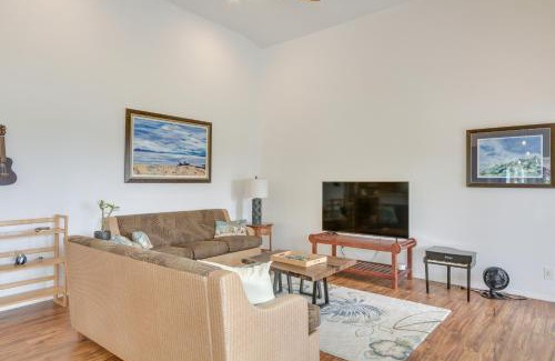Papaikou House | Oceanfront Home with Pool, Gazebo Access in Papaikou