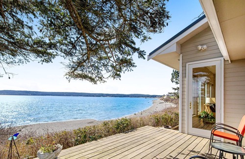 Oak Harbor House | Oceanfront Home with Gorgeous Views, Easy Beach Access, Peaceful Location