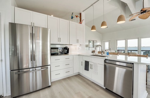 Ponte Vedra Beach House | OCEANFRONT HOUSE, FRESHLY RESTORED BEACH, PET FRIENDLY, MINUTES TO ST AUGUSTINE!
