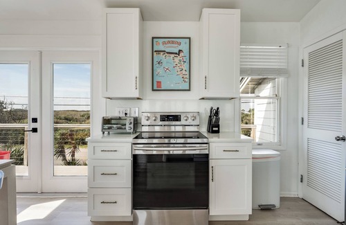 Ponte Vedra Beach House | OCEANFRONT HOUSE, FRESHLY RESTORED BEACH, PET FRIENDLY, MINUTES TO ST AUGUSTINE!