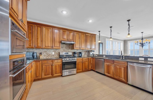 Pawleys Island House | Oceanfront house South Litchfield with pool access, elevator