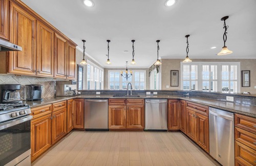 Pawleys Island House | Oceanfront house South Litchfield with pool access, elevator