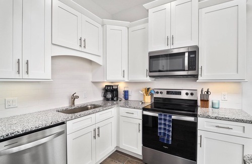 Flagler Beach Apartment | Oceanfront Luxury 2-Bedroom in Flagler Beach