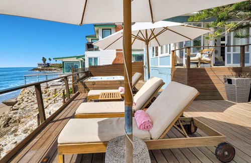 Eastern Malibu House | Oceanfront Malibu home