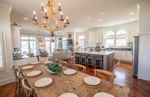 Pawleys Island House | OCEANFRONT! North End with shared creek dock! Family friendly, 5Br -5.5 b