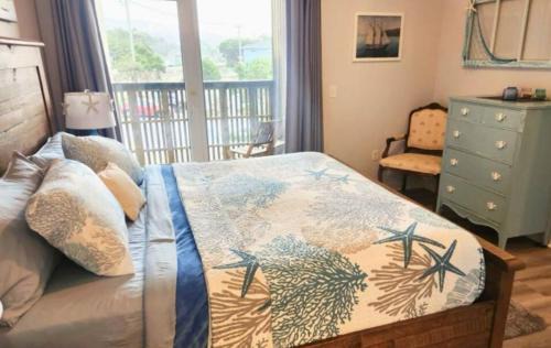 Rockaway Beach House | Oceanfront Oasis King Suite Stunning Views