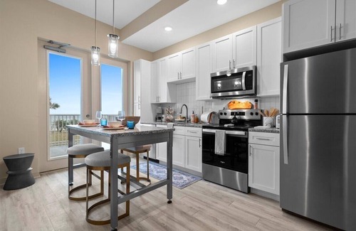 Daytona Beach Condo | Oceanfront Oasis Daytona Beach 1BR/1BA - Courtyard View #322