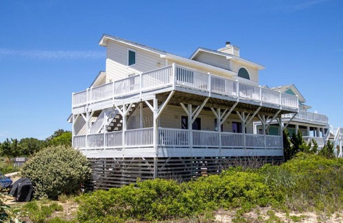 Ocean Sands House | OCEANFRONT, Ocean Views, Sun Deck, Close to Beach Access, OS18D, A Place By The Sea