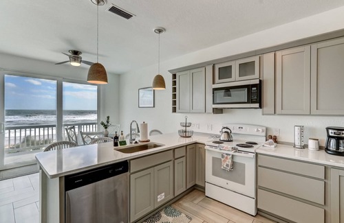 South Ponte Vedra Beach House | Oceanfront Paradise | Unwind w/Mesmerizing Ocean Views |Sun-Soaked Deck |2 Suites |Private Yard