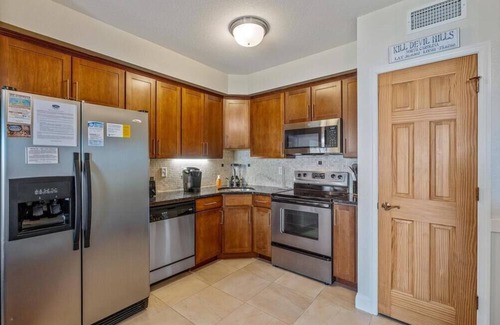 Kill Devil Hills Condo | Oceanfront paradise! Family-friendly condo with perfect unobstructed beach views