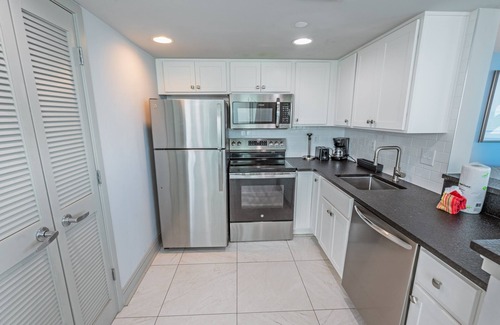 Downtown Myrtle Beach Condo | Oceanfront Paradise Breathtaking Oceans One Resort