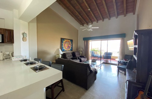Marina Vallarta Condo | Oceanfront Penthouse Condo in 5 Star Resort with Oceanview