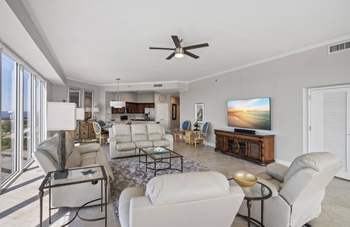 Sandestin Condo | Oceanfront Penthouse. Million Dollar View! Tides 1506