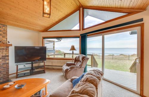 Port Angeles House | Oceanfront Port Angeles Home with Mountain View!
