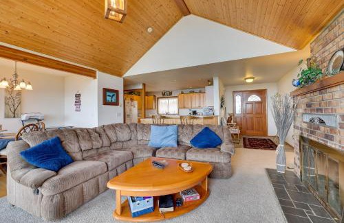 Port Angeles House | Oceanfront Port Angeles Home with Mountain View!