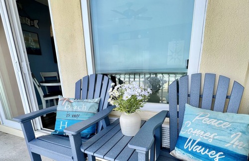 Hampton Condo | Oceanfront, private balcony, stunning panoramic views of the Atlantic