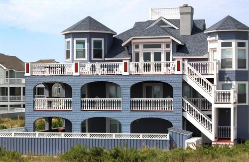 Buck Island House | OCEANFRONT, Private Pool, Ocean Views, Hot Tub, BU85, Lifes a Beach