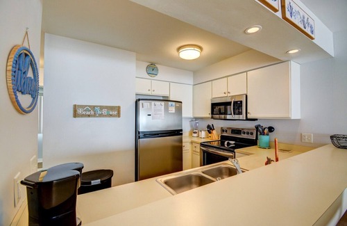 Topsail Beach Condo | Oceanfront Queen's Grant Condo - Pool, Boat Ramp, Dock