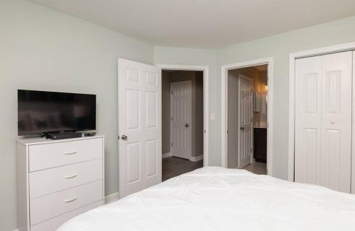 North Topsail Beach Apartment | Oceanfront Resort! at Ocean Delight!