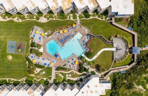 Morehead City Condo | Oceanfront Resort with Amazing Amenities - Atlantic Beach