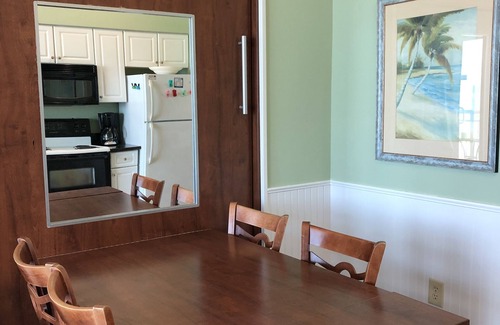 Myrtle Beach Condo | Oceanfront Spacious One Bedroom Condo