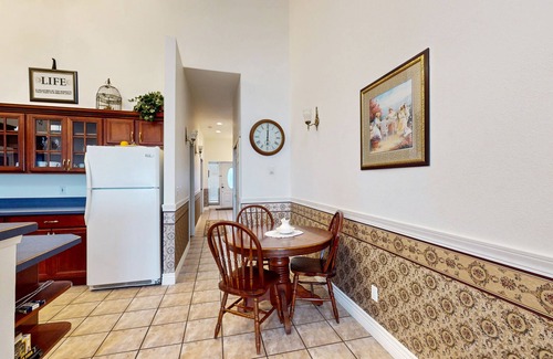 Ocean Shores Condo | Oceanfront suite w/deck, beach view, fireplace & jetted tub