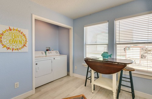 Surfside Beach House | Oceanfront Texas Retreat: Near Surfside Beach!