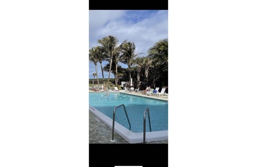 Hutchinson Island South Apartment | Oceanfront!