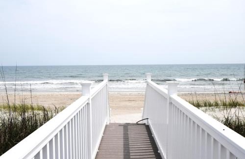 Emerald Isle House | Oceanfront vacation home - EAST