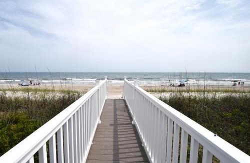 Emerald Isle House | Oceanfront vacation home - EAST