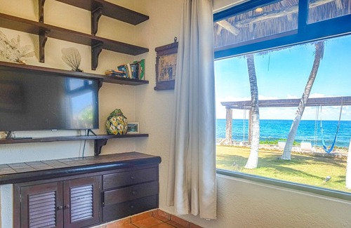 Akumal Villa | Oceanfront vacation villa with amazing views, AC, and WiFi!