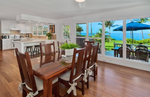 Wailea House | OCEANFRONT WAILEA SUNSET BUNGALOW, HOT TUB, LARGE YARD!