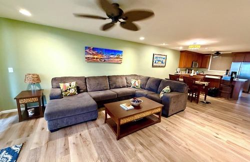 Kahaluu Bay Condo | Oceanfront with AMAZING Views and AC! 2 Bedroom, 2 Bath Corner Unit KKSRC #3104