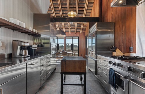 Bodega Bay House | Oceanfront Zen Hot Tub Fireplace Fast Wi-Fi
