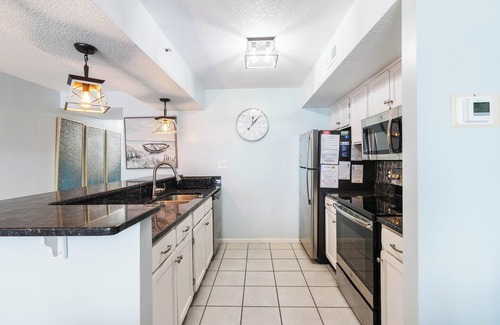 Cherry Grove Beach Condo | Oceans 808 - 1 Bedroom - Ocean Front - Sleeps 4