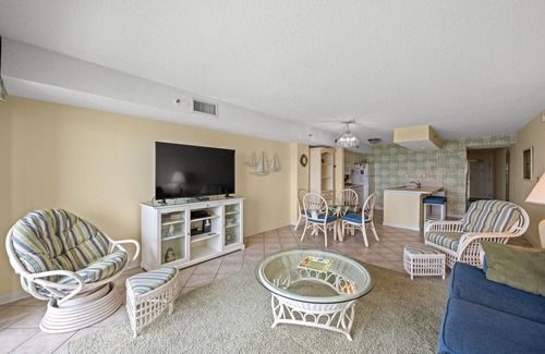 Cherry Grove Beach Condo | Oceans 814 - Ocean Front 1 Bedroom Condo in Cherry Grove