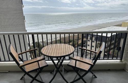 Almont House | Oceans Edge Escape