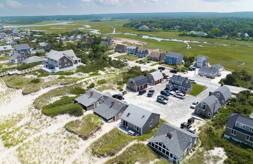East Sandwich Cottage | Oceanside 3 - Waterfront escape at East Sandwich Beach