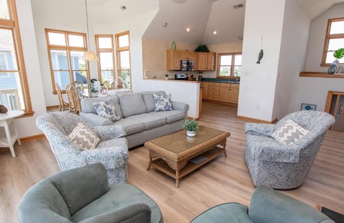 Ocean Hill House | Oceanside, 5 BRs, Community Amenities, Keyless Entry, VOH2, Corolla Del Mar